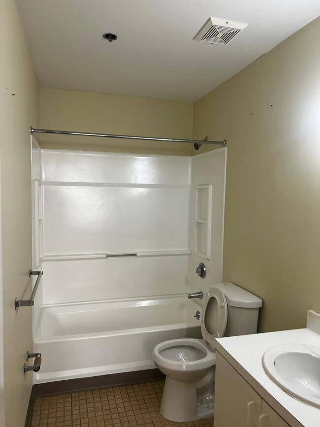 Photo - 56 St Joseph St Unit 404