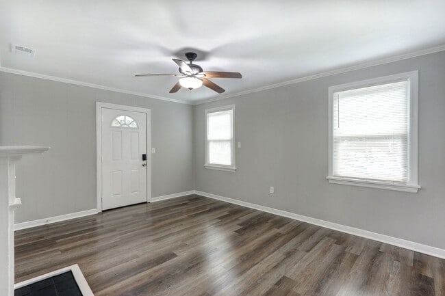 Photo - Large East Savannah 2BR/1BA Home For Rent