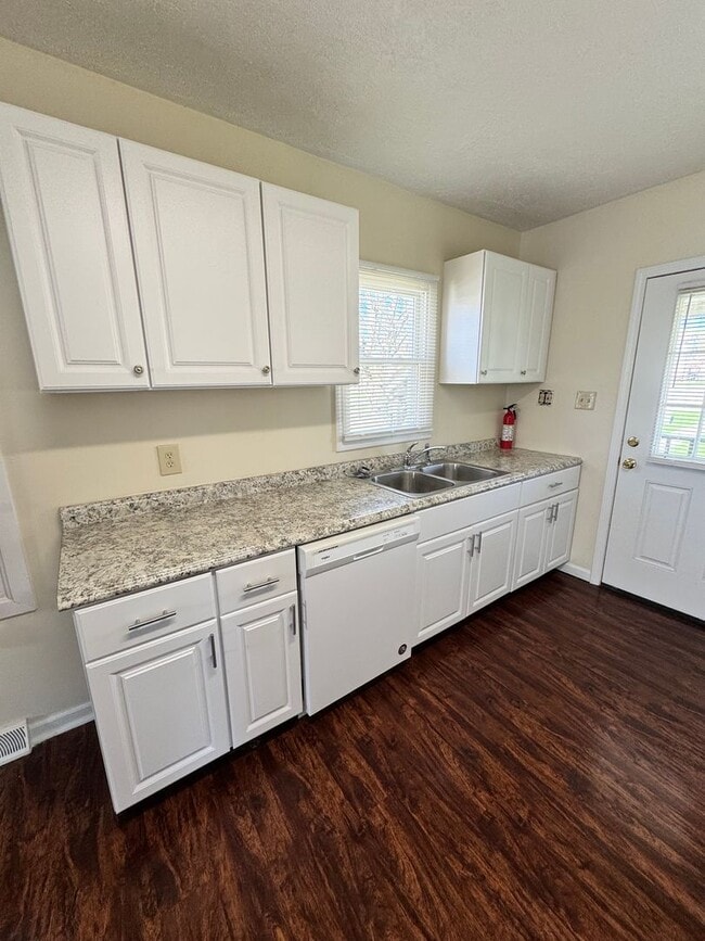 Photo - 311 S Market St