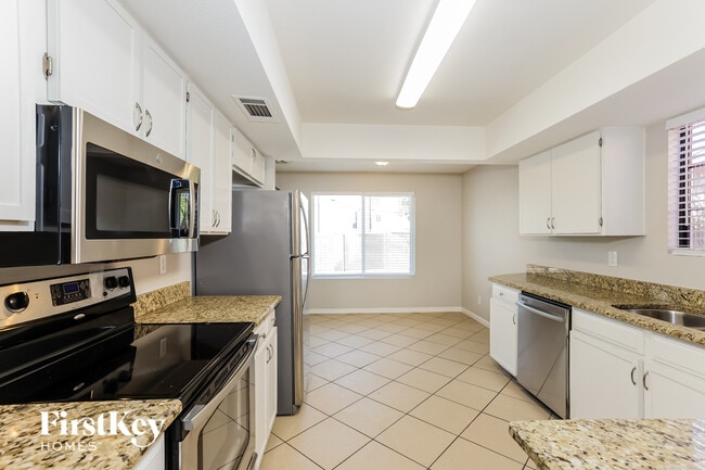 Photo - 10632 N 39th Ave