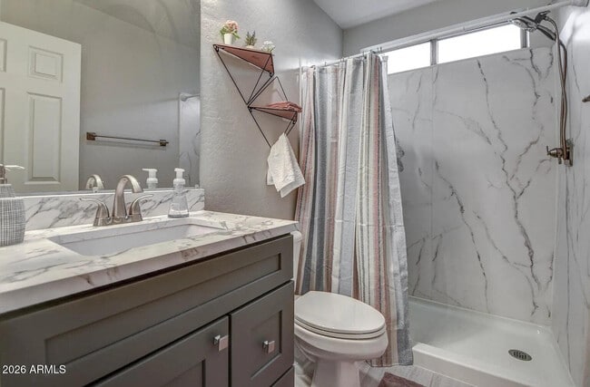 Photo - 10964 W Taft St