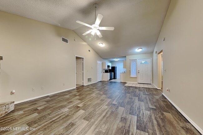 Photo - 11332 Island Shore Dr W