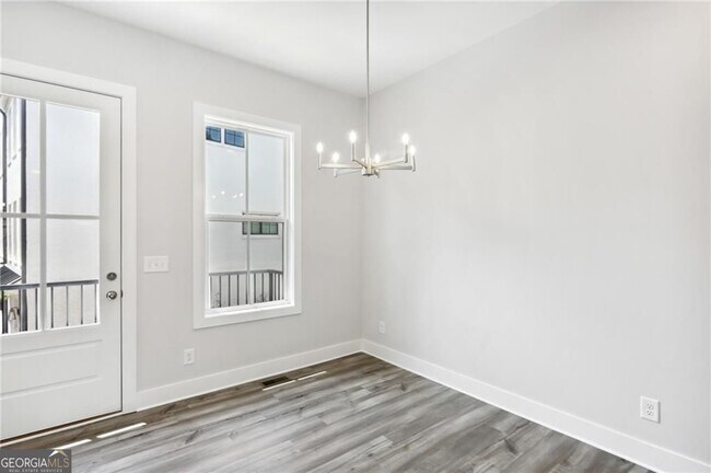 Photo - 138 Chestnut Cir