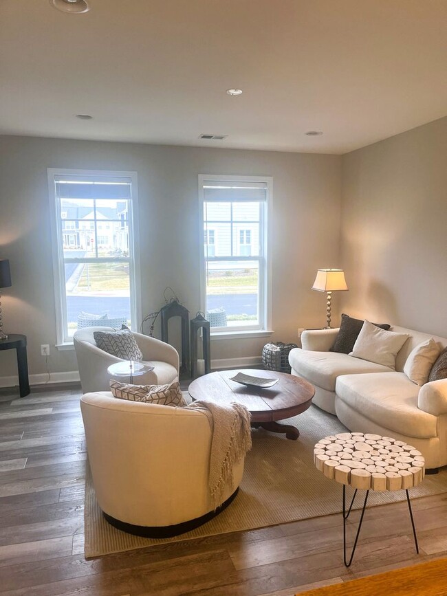 Photo - Executive Townhome in Preston Lakes