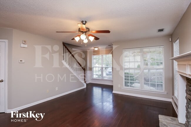 Photo - 148 Red Hawk Dr