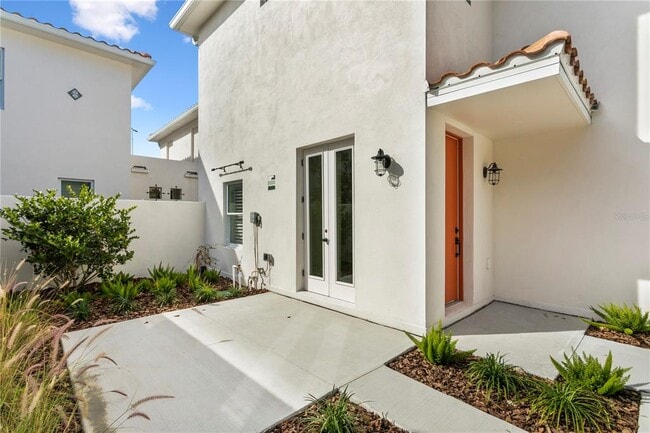 Photo - 1903 W Bristol Ave