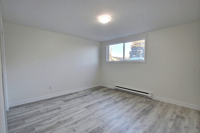 Photo - 341 NoelUnit 4 Unit 4