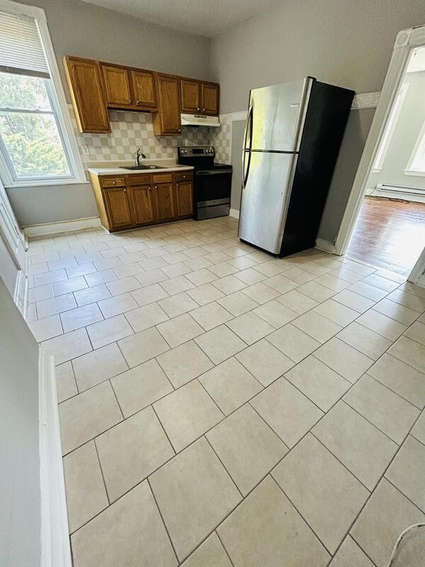 Photo - 7437 Oxford Ave