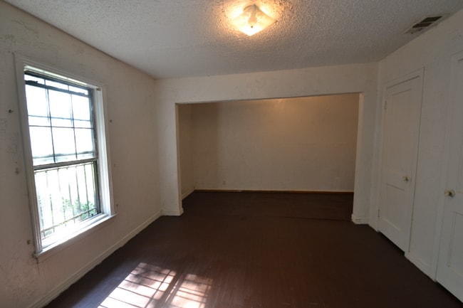 Photo - 1126 Peachtree