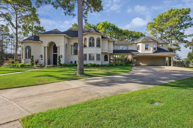 Photo - 600 Royal Oaks Dr