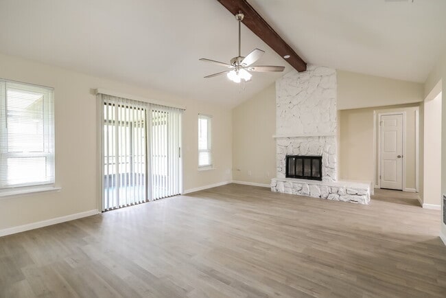 Photo - 4324 Pilgrim Way