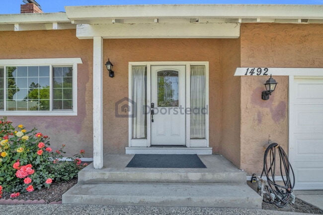 Photo - 1492 Via Cancion