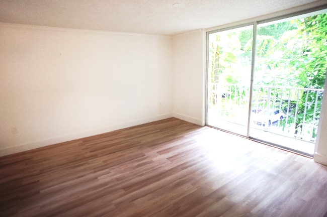 Building Photo - 1740 North Miami River Rental