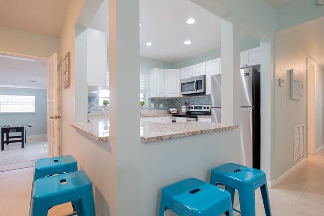 Photo - 1424 Willow Rd