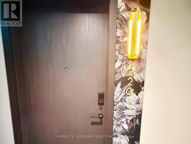 Photo - 771 Yonge St Unité 2201