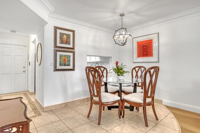 Photo - 2687 Garden Dr N Unit 205