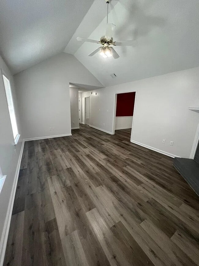 Photo - 2945 Pointewest Dr