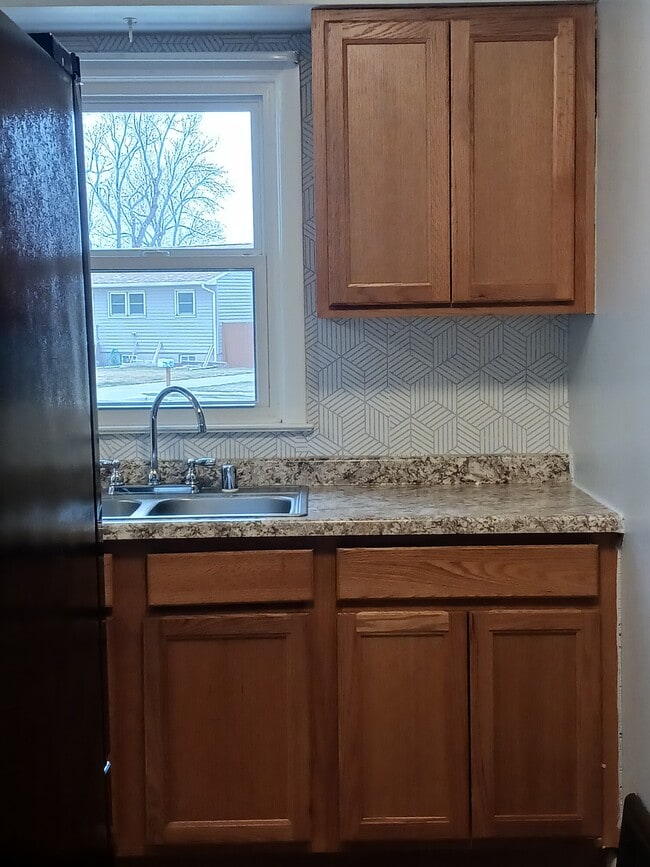 Photo - 33 Marshall Dr