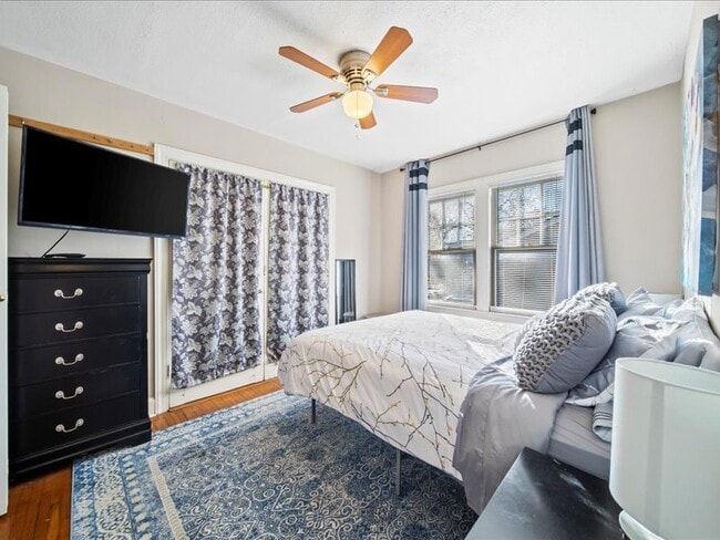 Photo - 1307 S Indianapolis Ave