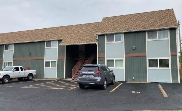 Photo - 146 NE Atkinson Ct Unidad 25