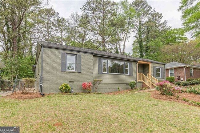Photo - 525 Rosemont Dr