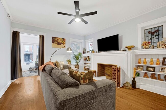 Photo - 3226 W Potomac Ave Unidad 1F