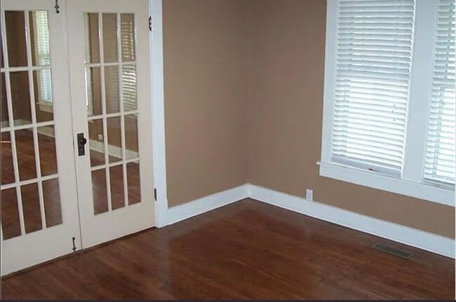 Photo - Sylvan Park Craftsman!!