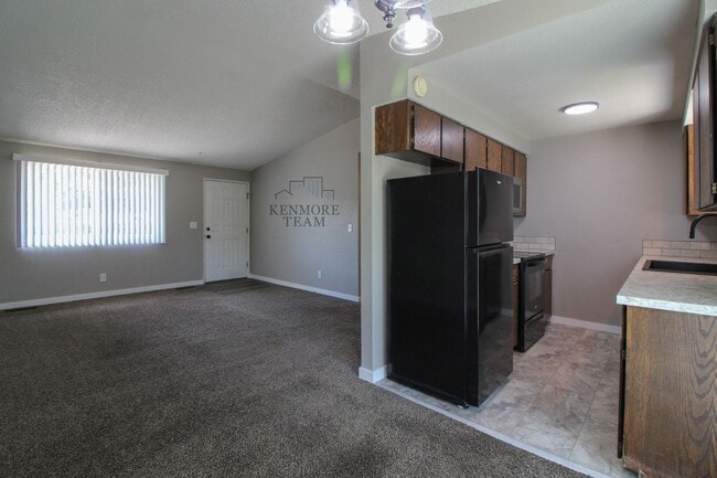 Photo - 1602 Swift Blvd