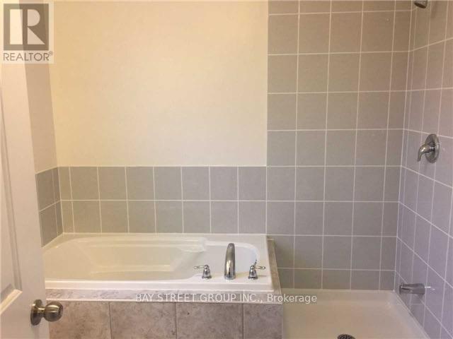 Photo - 45 Longshore Way