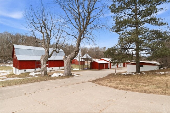 Photo - W14242 Hein Ln