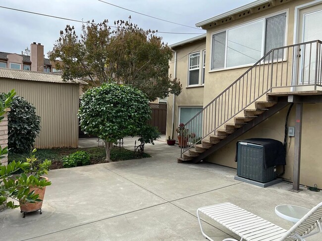 Photo - 419 Tyndall St Unit 2