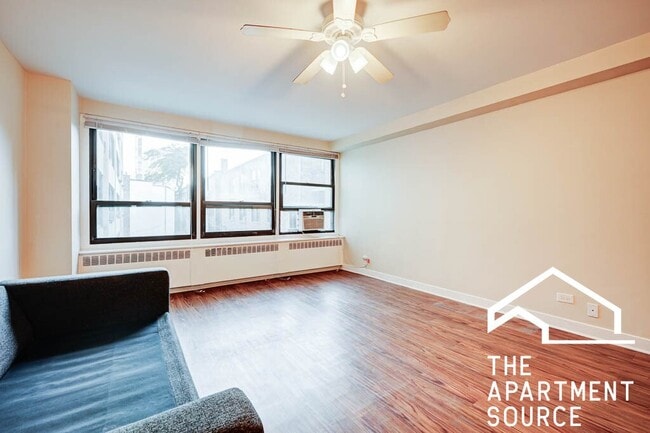 Photo - 4180 N Marine Dr Unit 3