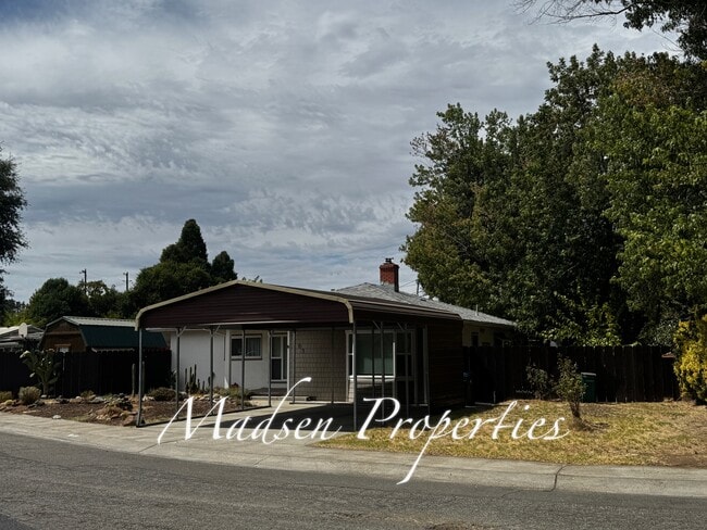 Photo - 63 Oak Dr