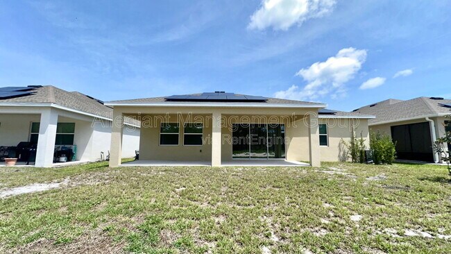 Photo - 6326 Lakepine St