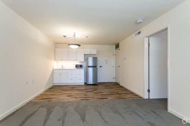 1BR, 1BA - The Coral - Seacrest Village Retirement Communities