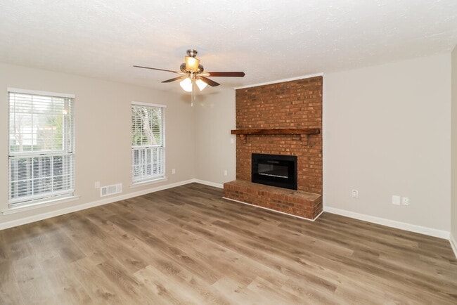 Photo - 2812 Country Farms Ct