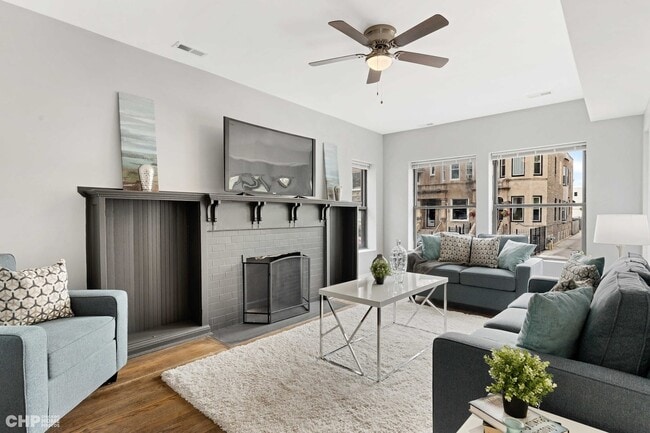 Photo - 414 E 44th St Unit 2