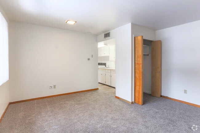 The Glade - Living - Highland Apartments