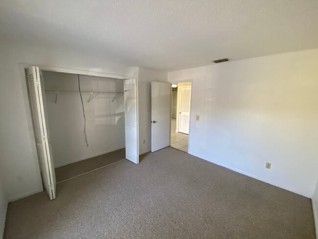 Photo - "Charming 2 Bed, 1 Bath Seffner Rental"