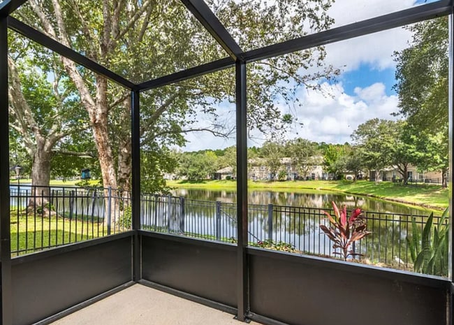 Photo - 1630 Vineland Cir