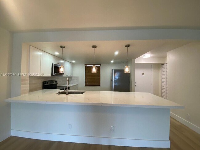 Photo - 401 SE 3rd St Unit 405