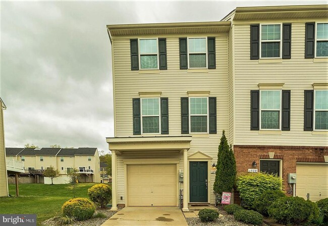 Photo - 1026 Sithean Way Townhome
