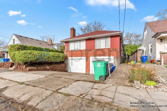 Photo - 6117 NE Clackamas St