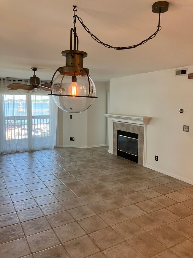 820 Southwest Dr