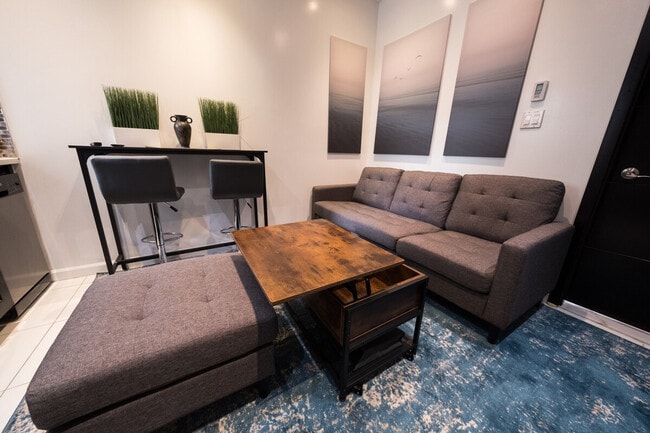 Photo - 5 W 101st St Unidad SI ID1032004P