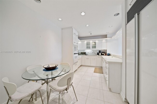 Photo - 201 Crandon Blvd Unit 927