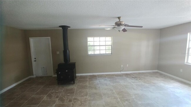 Photo - 5725 SE 3rd Pl