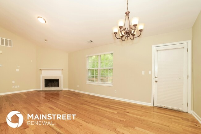 Photo - 3848 Valley Creek Dr