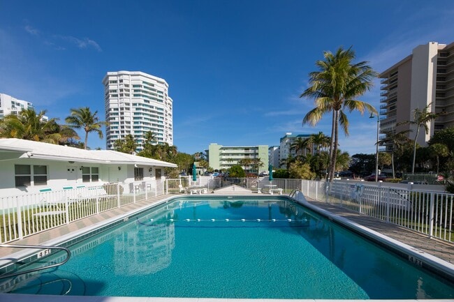 Building Photo - 1751 S Ocean Blvd Unit 101 Rental