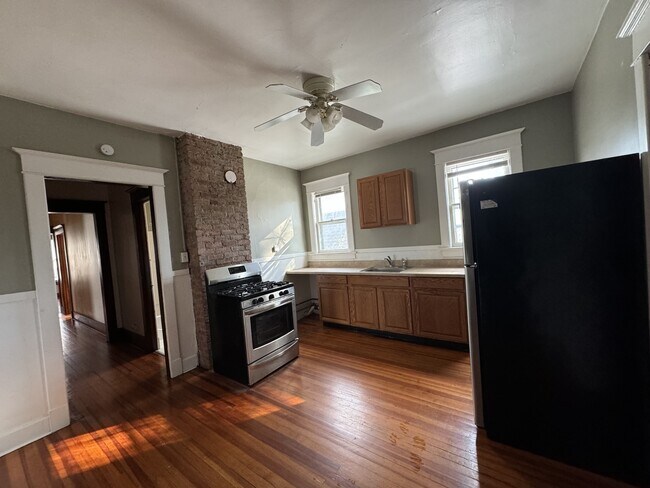 626 Myrtle Ave Unit 2
